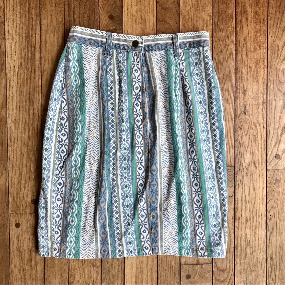 Vintage 90’s Hunt Club Denim Pencil Skirt Geometric Floral Pattern Green Blue